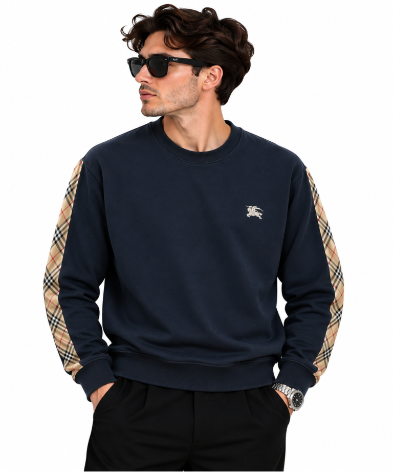 BURBERRY EKOSE KOL DETAYLI SIFIR YAKA SWEATSHIRT